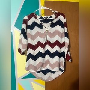 Chevron quarter sleeve blouse zipper front